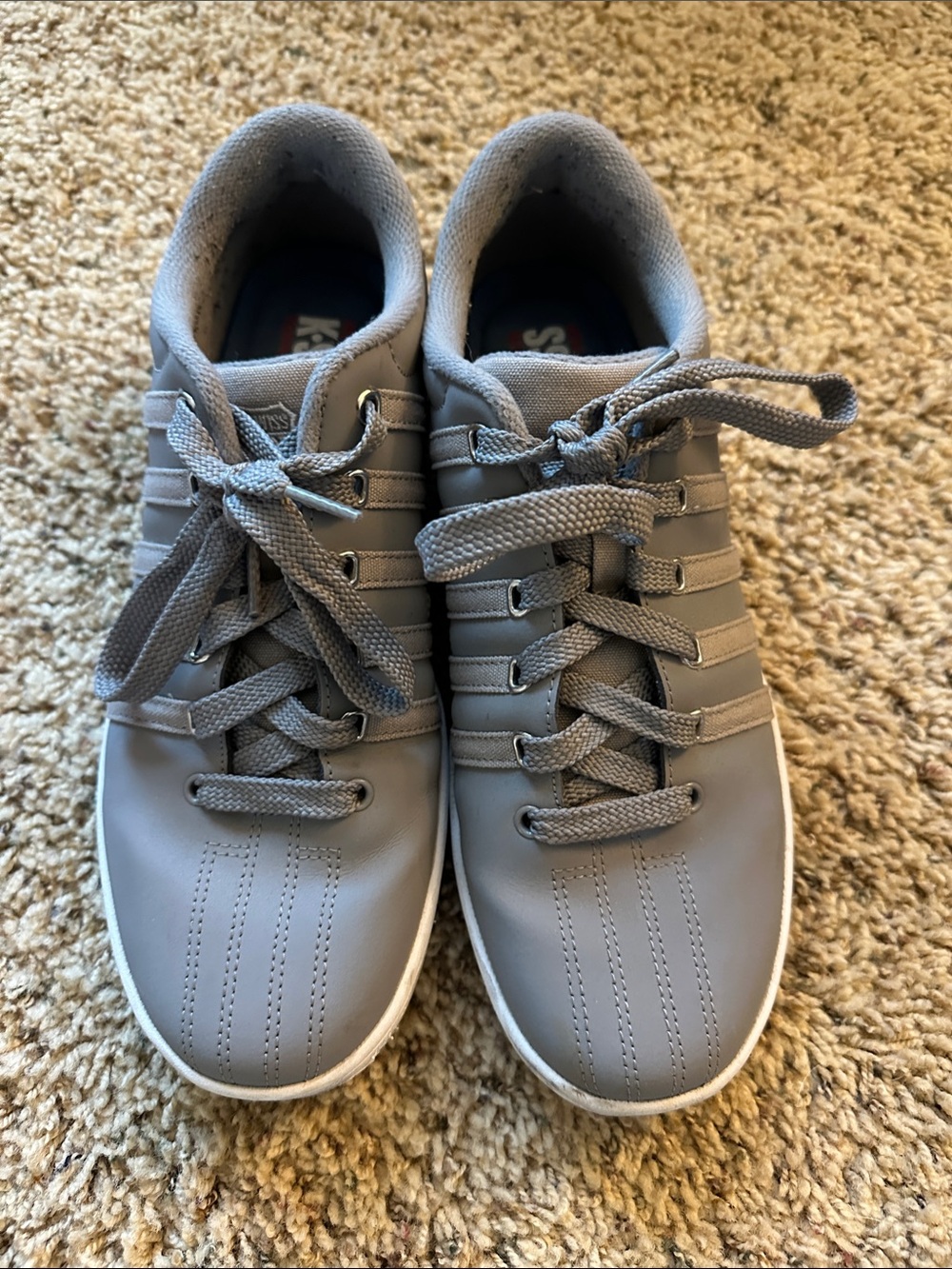 K-Swiss Men's Gray Lace-Up Low-Top Sneakers with White Soles